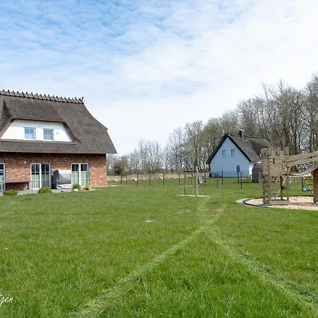 別荘 Auszeit An Der Ueselitzer Wiek